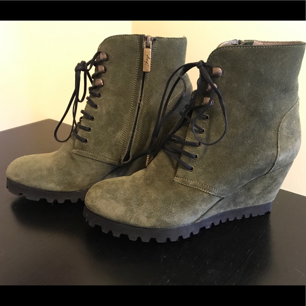 Anyi Lu Army Green Suede Ankle Booties